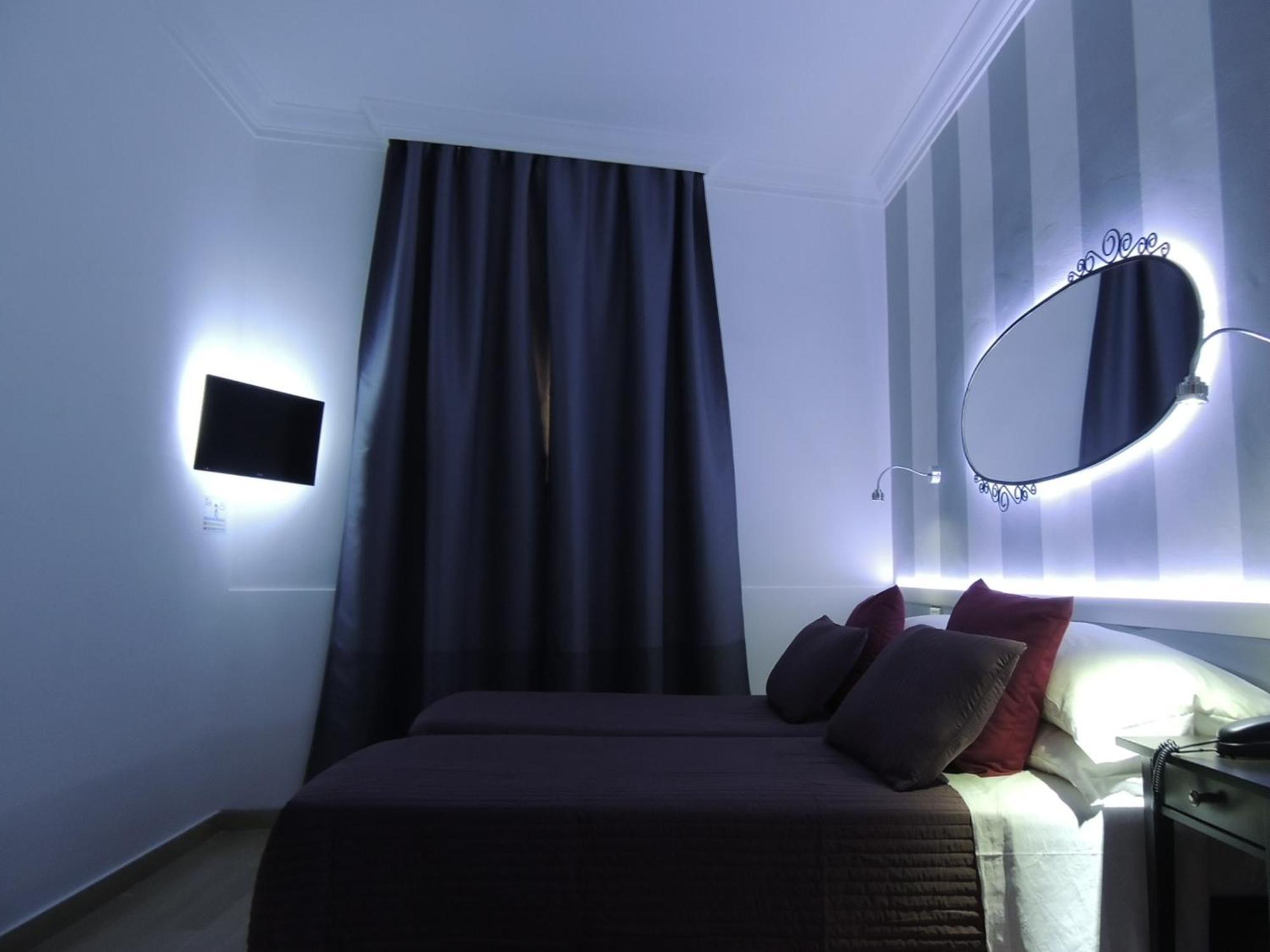 Center 2 Hotel Rom